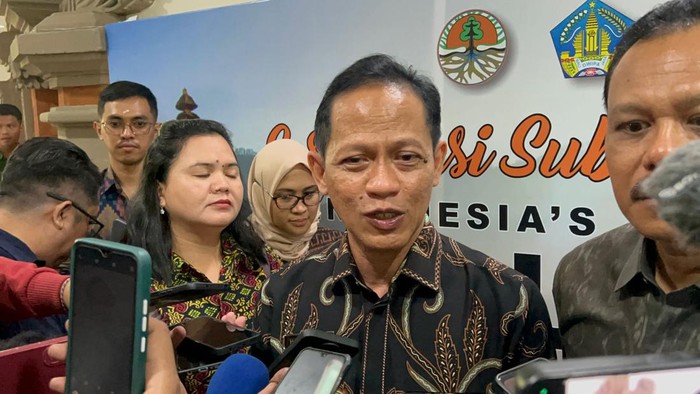 Direktur Jenderal (Dirjen) Planologi Kehutanan dan Tata Lingkungan Hanif Faisol Nurofiq di Kantor Gubernur Bali, Selasa (8/8/2023). (Foto: I Nyoman Adhistaya Sawitra/detikBali)