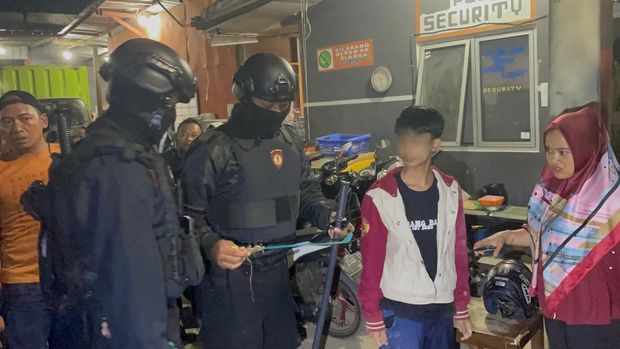 Enam pelajar SMP-SMK diamankan polisi gegara bawa sajam