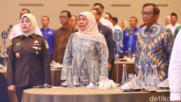 gubernur khofifah