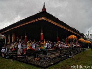 Hari Raya Kuningan 12 Agustus 2023: Makna dan Sejarah Peringatan