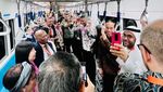 Jokowi Ajak Dubes Asing Naik MRT, Begini Momennya