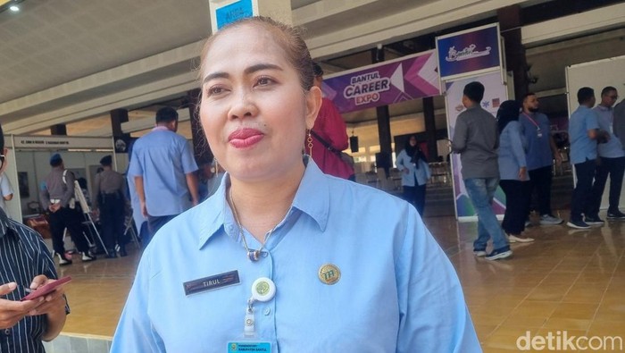 Kepala Disnakertrans Bantul Istirul Widilastuti, Selasa (8/8/2023).