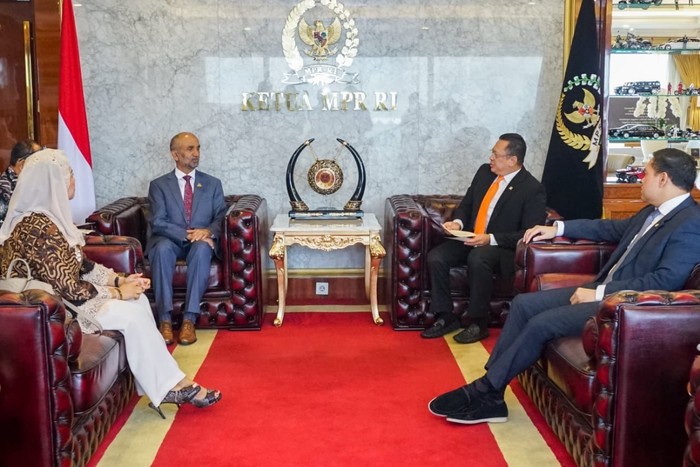 Ketua MPR RI Bambang Soesatyo bersama Presiden the Global Council for Tolerance and Peace/GCTP (Dewan Toleransi dan Perdamaian Global) H.E Mr. Ahmed Bin Mohamed Aljarwan menandatangani nota kesepahaman (MoU) tentang Penyebarluasan Budaya Toleransi dan Perdamaian.