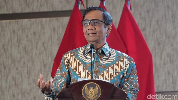Mahfud Md di Surabaya