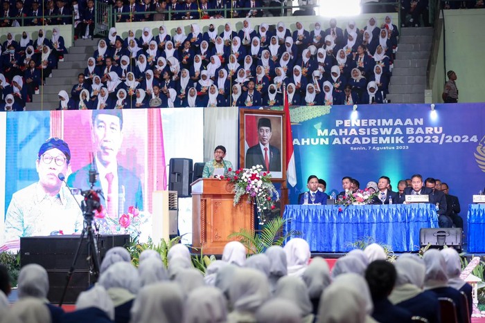 Mendes Ajak Mahasiswa Wujudkan Society 5.0 Lewat Partisipasi Politik