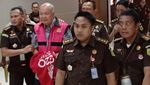 Penampakan Mujianto Berbaju Tahanan yang Ditangkap Usai Jadi Buron