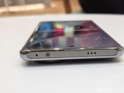 Unboxing Oppo Reno 10 Pro Plus 5G, HP Kamera Periskop Murah