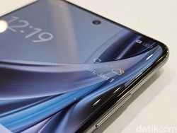 Unboxing Oppo Reno 10 Pro Plus 5G, HP Kamera Periskop Murah