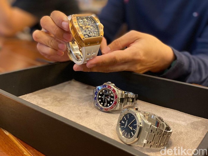 Pelindung Jam Tangan Mewah