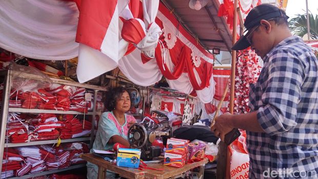 Pernak-pernik Agustusan di Kampung Bendera Darmo Kali