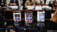 Dirtipidsiber Bareskrim Polri Brigjen Adi Vivid Agustiadi Bachtiar menyebut pihaknya bekerja sama dengan Atase Polri Jepang dalam kasus ini. Awalnya SB tercium modusnya lantaran kerap membeli barang elektronik dengan kartu kredit yang di-hack, lalu menjualnya ke warga negara Jepang.  
