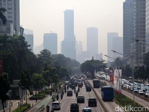 KLHK Ungkap Cara Paling Tokcer Atasi Polusi Udara Jakarta