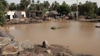 Dilaporkan banjir terjadi setelah hujan deras melanda negara itu selama beberapa hari terakhir.  