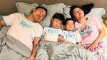 Ultah ke-40, Sandra Dewi Perlihatkan Pose Tidur dengan Suami dan Anak