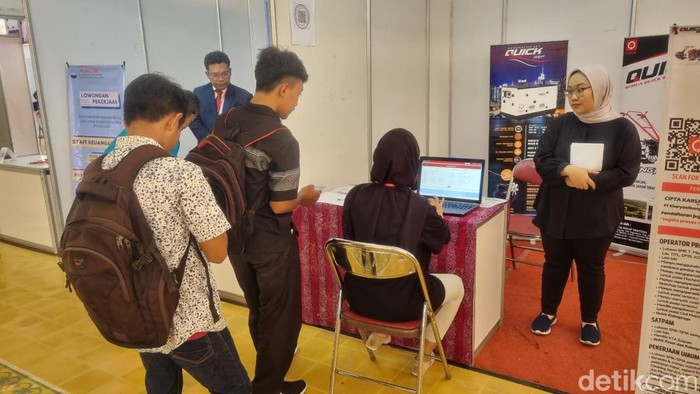 Suasana Bantul Career Expo di Pendopo Widhi Widhana kompleks SMKI, Kapanewon Kasihan, Kabupaten Bantul, Selasa (8/8/2023).