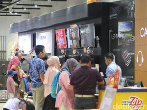 Heboh Transmart Full Day Sale di Jogja, Warga Serbu Barang Elektronik