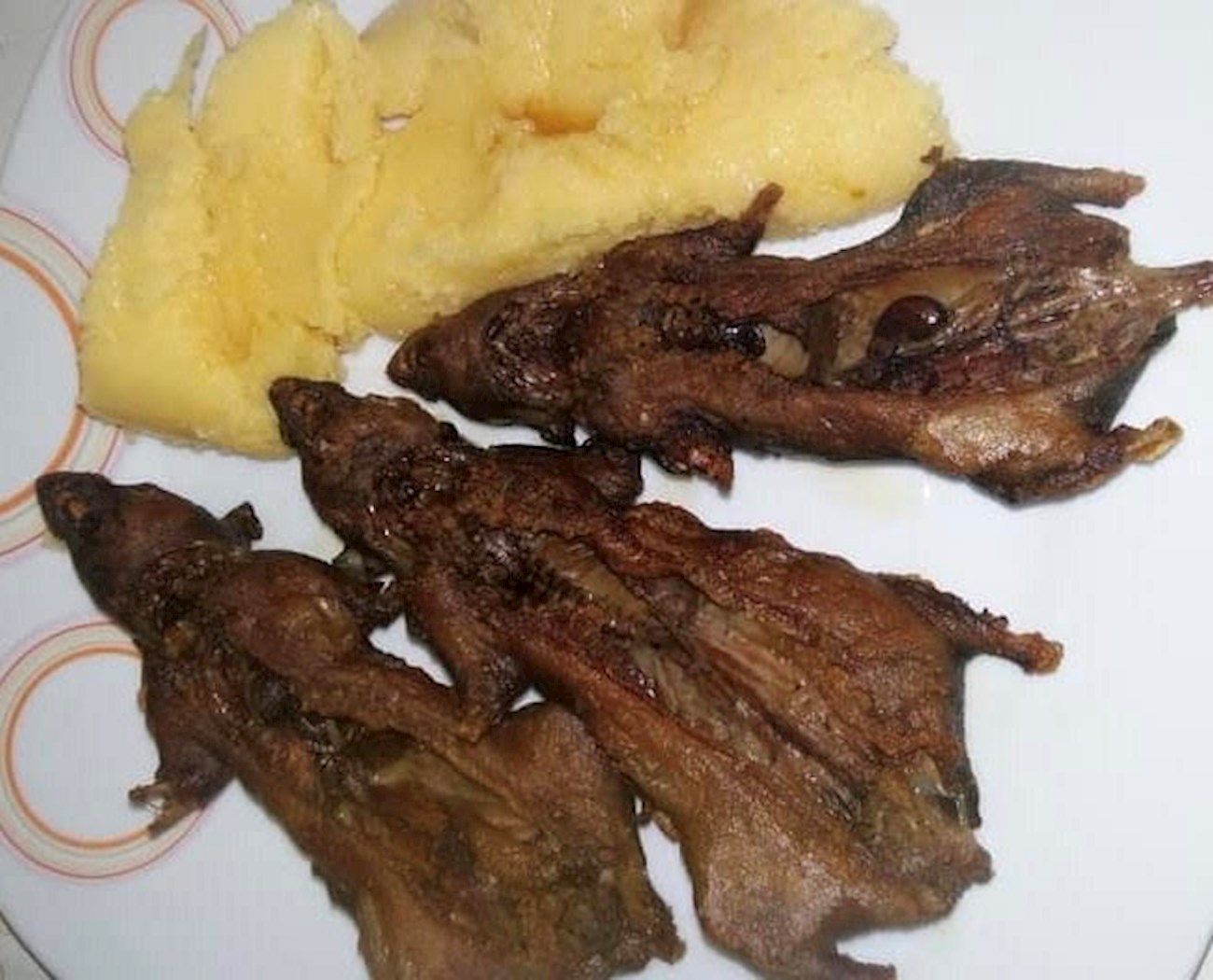 Tanah Liat hingga Muntahan Paus, 5 Makanan Kuno Aneh yang Masih Dikonsumsi