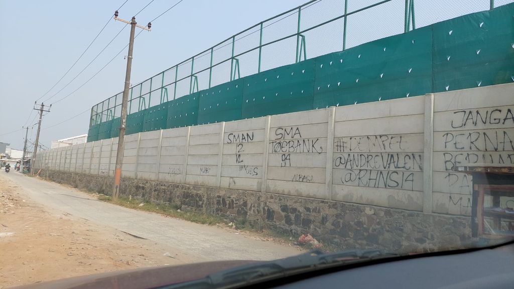 Gara-gara Tembok Tinggi Pembatas PIK 2, Warga 3 Desa Kehilangan Pekerjaan
