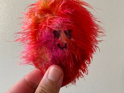 Bukan Kucing atau Anjing, di China Lagi Tren Pelihara Biji Mangga