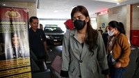 Kepala Dinsos Kota Tangerang Mulyani membantah pihaknya melakukan penjemputan paksa bayi-bayi di yayasan milik Pratiwi. Menurutnya, yang melakukan penjemputan adalah petugas dari Kementerian Sosial (Kemensos) serta kepolisian, sementara Dinsos Kota Tangerang hanya melakukan pendampingan. 