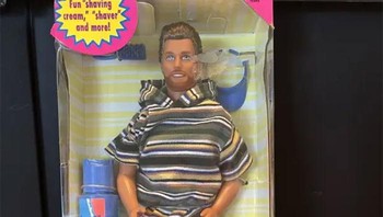 Shaving fun Ken, keluaran 1994. Foto: ebay via Bored Panda