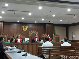 2 Pejabat KAI Properti Dituntut 3 Tahun Bui di Kasus Suap Proyek Jalur KA