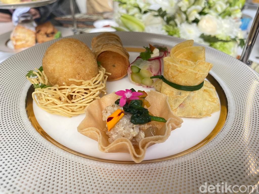 Afternoon tea 'Pesona Rempah' di Four Seasons Hotel Jakarta