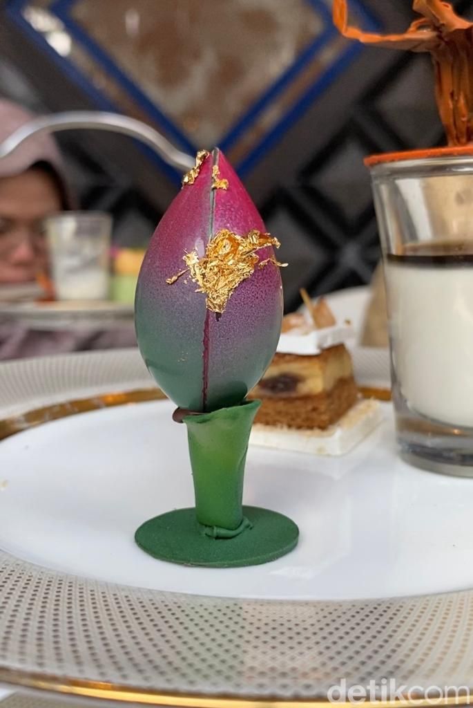Afternoon tea 'Pesona Rempah' di Four Seasons Hotel Jakarta