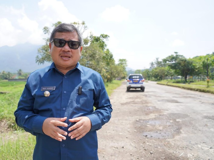 Bupati Garut Rudy Gunawan
