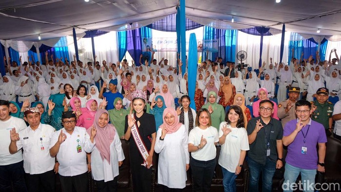 PT Bank Central Asia Tbk (BCA) menggelar edukasi pencegahan stunting di Banyuwangi, Jatim. Acara digelar lewat dialog interaktif yang dipandu Puteri Indonesia 2023 Farhana Nariswari.