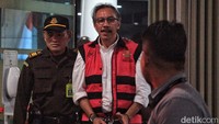 Ridwan Djamaluddin ditetapkan sebagai tersangka dalam kasus dugaan korupsi pertambangan ore nikel di Blok Mandiodo, Konawe Utara, Sulawesi Tenggara (Sultra).