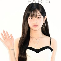 Kecantikan personel NewJeans asal Vietnam itu pun memukau netizen Korea. Idol KPop 18 tahun yang punya wajah baby face itu terlihat lebih dewasa hari itu. Foto: Instagram