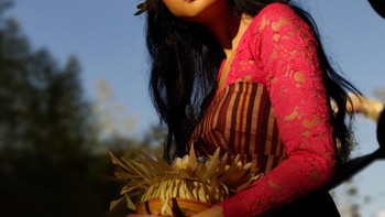 Kamera Portrait Telefoto 64MP pada Reno 10 Pro Plus menyediakan panjang fokus setara 71 mm untuk gambar portrait yang terlihat profesional.  Foto: Josina/detikINET