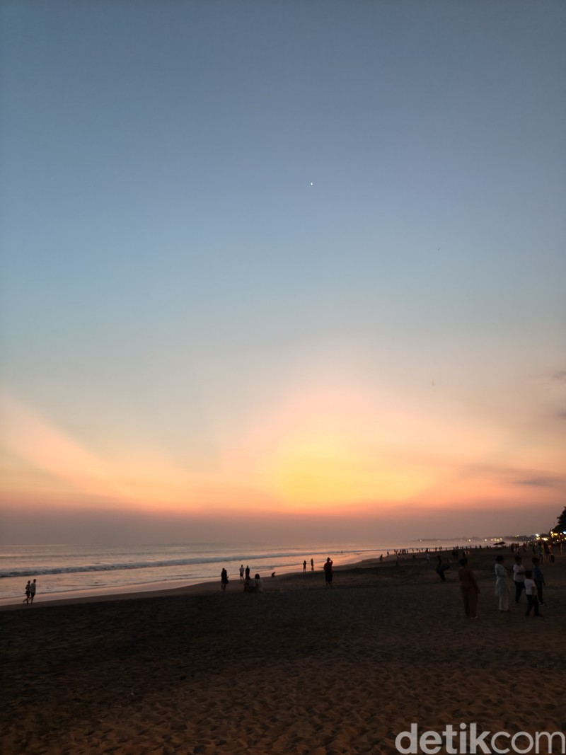 hasil jepretan kamera reno 10 5G