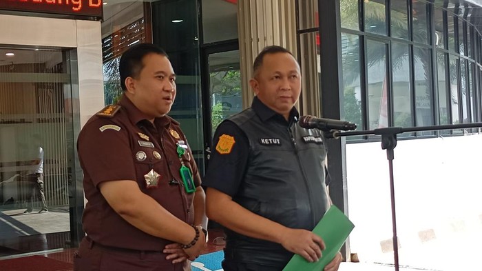Kapuspenkum Kejagung Ketut Sumedana (kanan)-(Adrial-detikcom)