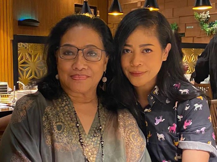 Ibunda Kikan Cokelat meninggal