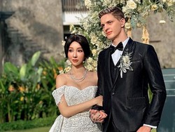 Foto Lucinta Luna & Tunangannya yang Marah Calon Istri Dibilang Transgender