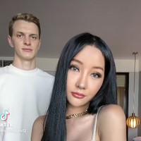 Baru-baru ini keduanya diundang ke podcast Deddy Corbuzier. Wawancara tersebut tidak berjalan lancar karena Alan marah ke Deddy setelah calon istrinya itu disebut transgender. Foto: dok. Instagram/@lucintaluna_manjalita