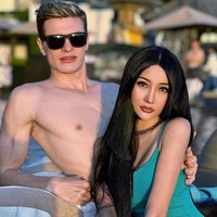 Sejak beberapa bulan terakhir pasangan ini kerap mamerkan kemesraan mereka di Instagram.Foto: dok. Instagram/@lucintaluna_manjalita