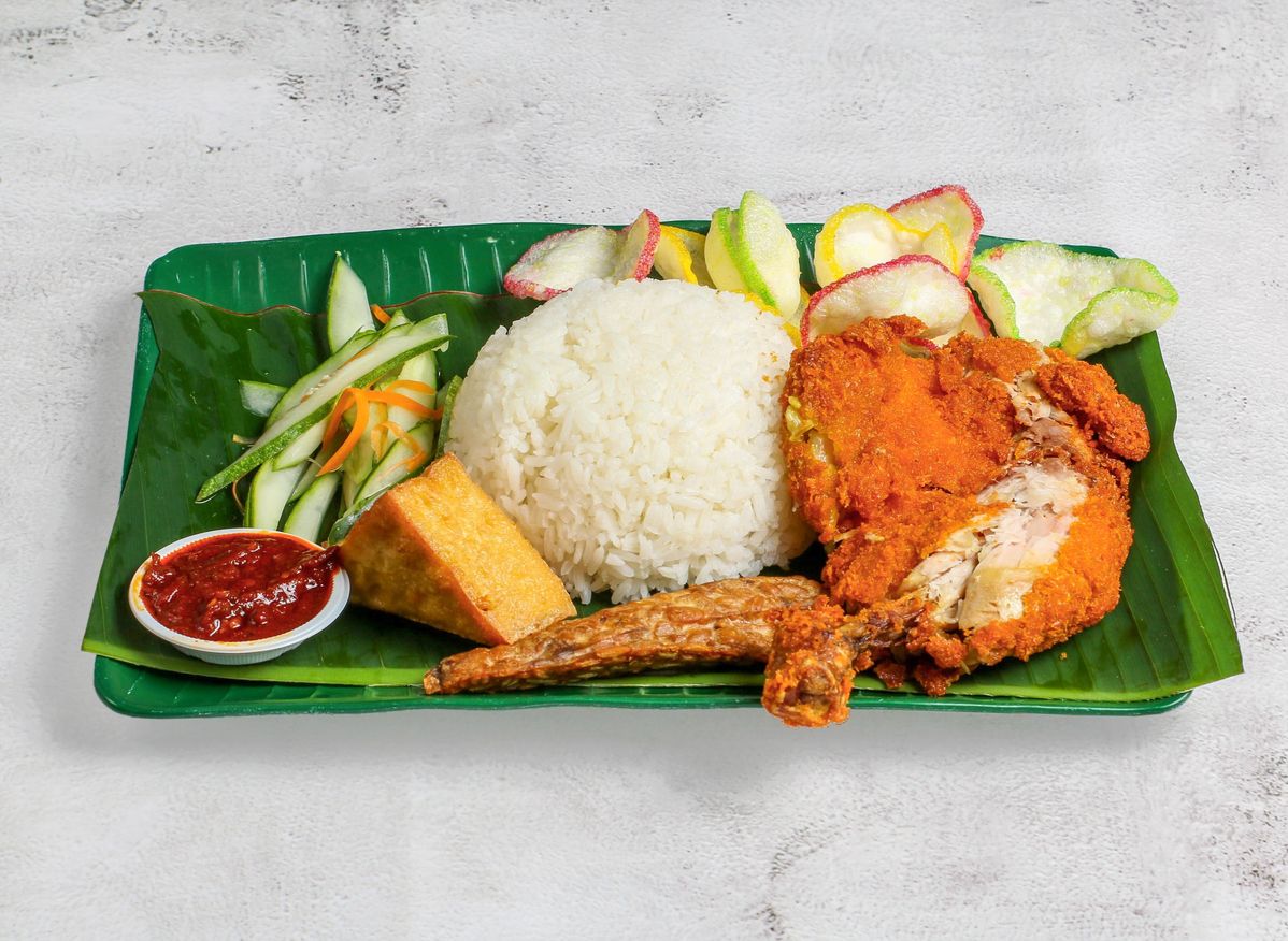 Menu Ayam Penyet di Lima Negara Ini Harganya Selangit