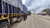 Penutupan perbatasan itu memengaruhi bisnis dan penduduk lokal di Nigeria, di mana kegiatan ekonomi dengan orang Niger telah berkembang pesat selama bertahun-tahun.  