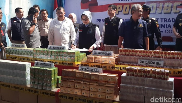 Penampakan 5 Ton Jamu Ilegal Kena Ciduk Mau Diekspor ke Uzbekistan