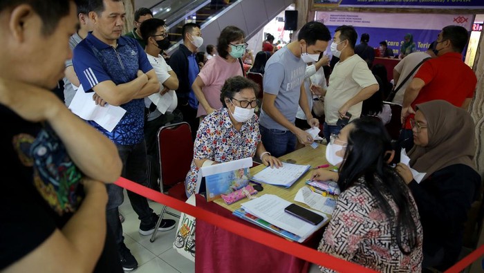 Kabar gembira bagi para Penghuni Rumah Susun Non Hunian (PPRSNH) di Pusat Grosir Metro Tanah Abang (PGMTA). Perpanjangan itu diserahkan langsung ke pedagang gratis.