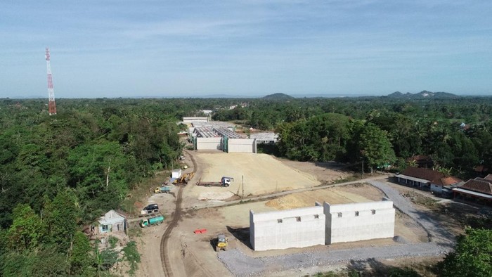 Progres pembangunan jalan tol Jogja-Bawen di Sleman. Foto diunggah pada Rabu (9/8/2023).