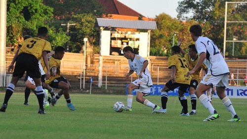 Real Madrid U-18 sukses membungkam Bhayangkara Presisi FC dengan skor 3-1 dalam kompetisi International Youth Championship (IYC) 2023 di Stadion I Gusti Ngurah Rai, Denpasar, Bali, pukul 17.30 Wita pada Rabu (9/8/2023). (Foto: Istimewa)