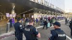 Ribuan Buruh Los Angeles Mogok Kerja Tuntut Keadilan
