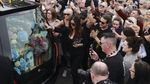 Ribuan Penggemar Melepas Sinead OConnor ke Peristirahatan Terakhir