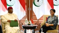 Menlu Retno menegaskan bahwa Indonesia siap untuk bekerja sama dengan OKI dalam hal pencegahan Islamofobia tersebut. Foto: Twitter @OIC_OCI/Organisasi Kerja Sama Islam (OKI)