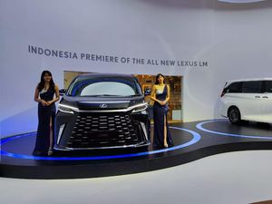 Muncul di GIIAS, Lexus Masih Malu Bocorkan Harga All New Lexus LM Hybrid