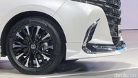 Segini Konsumsi BBM Toyota Alphard Hybrid, Irit Nggak?